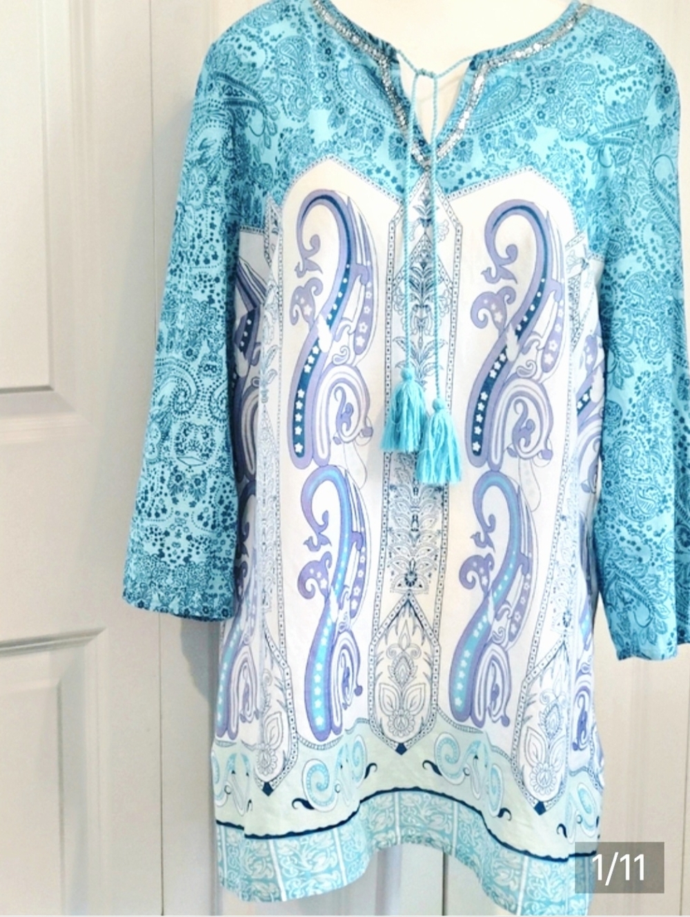 Chico’s Blue Paisley Embellished Tunic Tassel Tie Size 1
